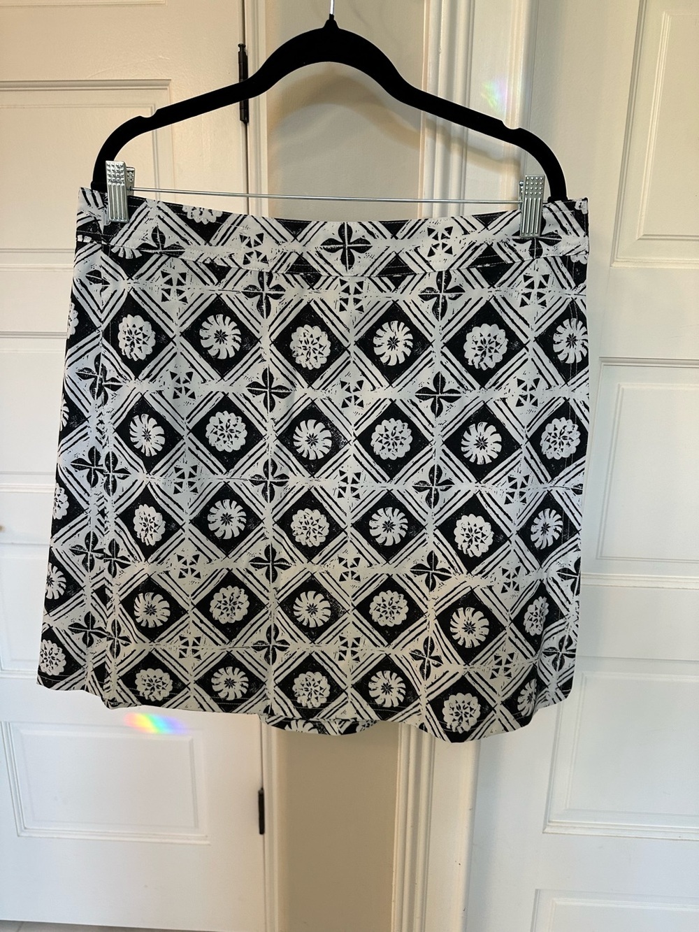RipSkirt Hawaii Fijian Tapa Black White Wrap Skirt Length 2 Large Travel Beach